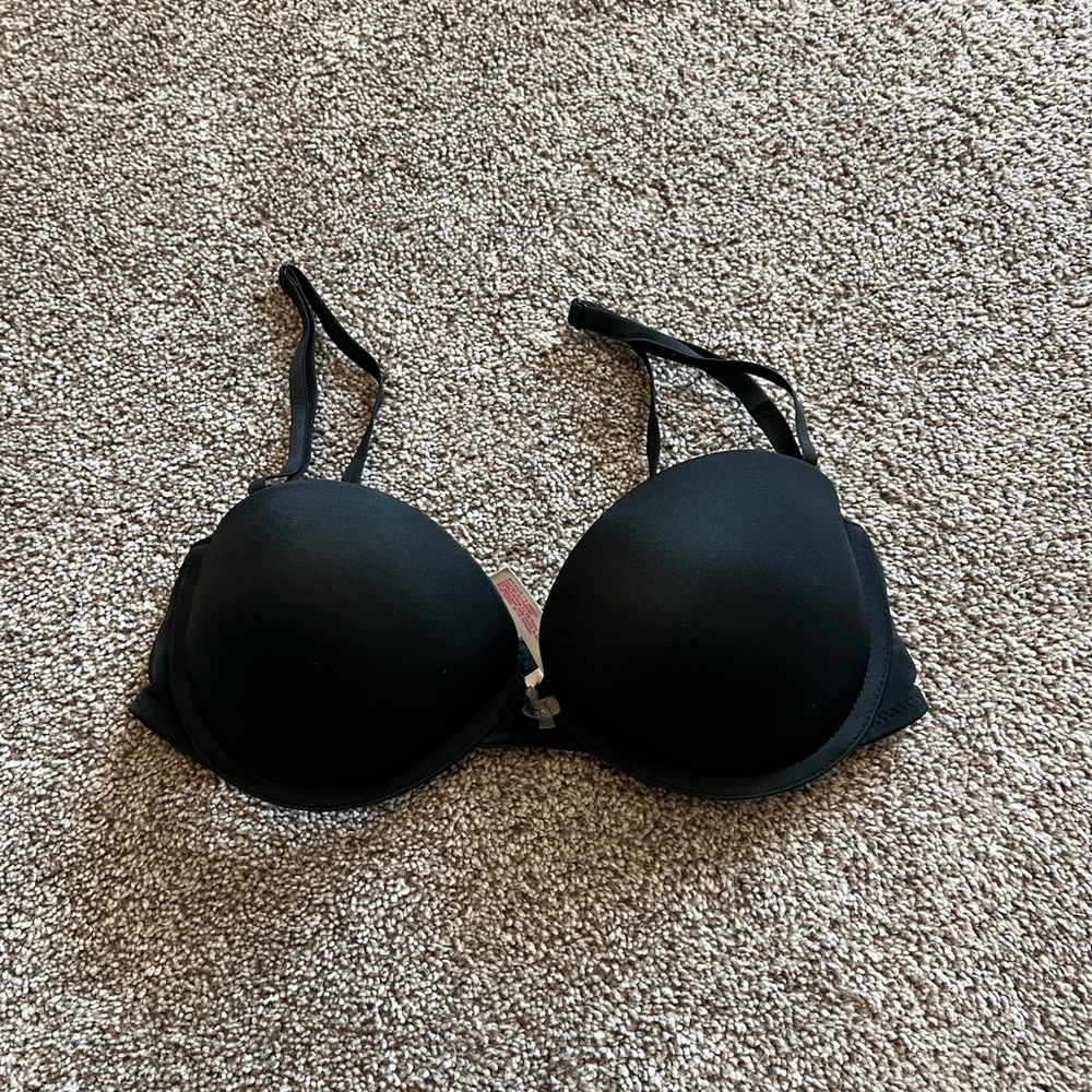 Xhilaration Classic Black Bra